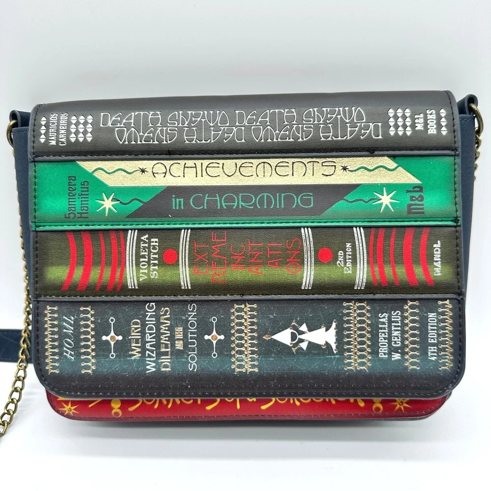 NWOT Loungefly Fantastic Beasts Secrets of Dumbledore Books Crossbody Bag Purse